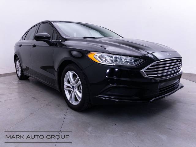 2018 Ford Fusion SE FWD photo