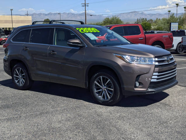 2018 Toyota Highlander XLE FWD photo
