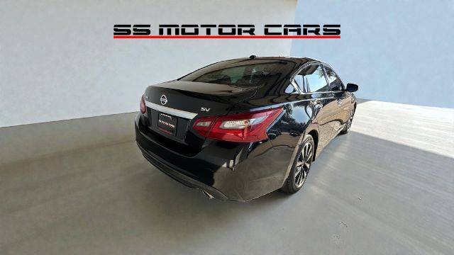 2018 Nissan Altima 2.5 SV FWD photo