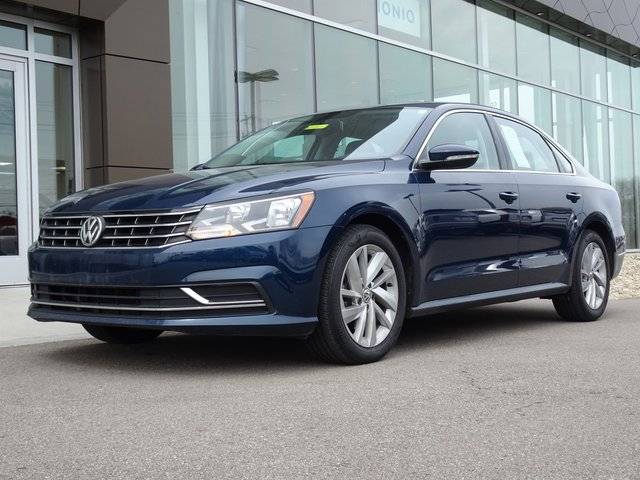 2018 Volkswagen Passat 2.0T SE FWD photo