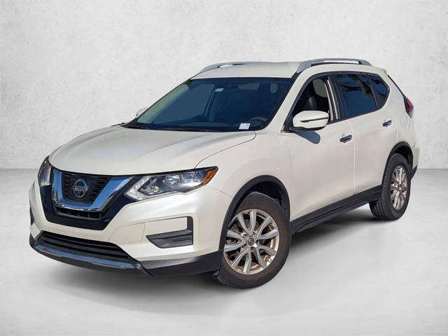 2018 Nissan Rogue SV FWD photo