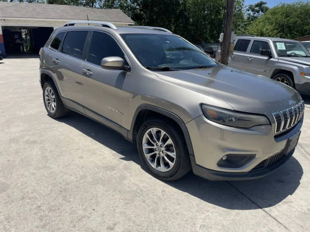 2019 Jeep Cherokee Latitude Plus FWD photo