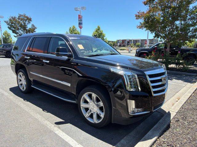 2018 Cadillac Escalade Luxury RWD photo