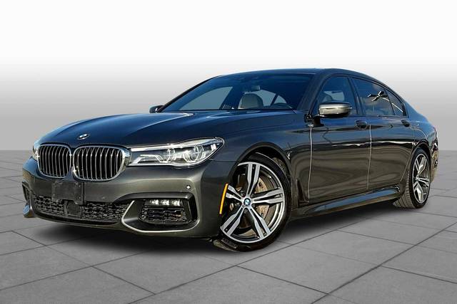 2019 BMW 7 Series 750i RWD photo