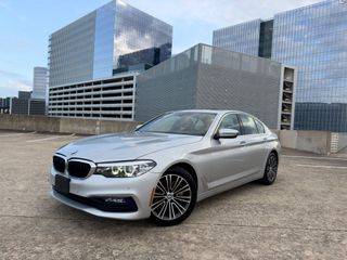 2018 BMW 5 Series 530i RWD photo