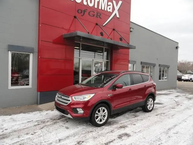 2018 Ford Escape SEL FWD photo