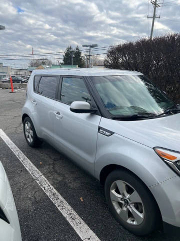 2018 Kia Soul Base FWD photo