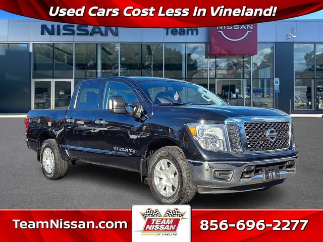 2018 Nissan Titan SV 4WD photo