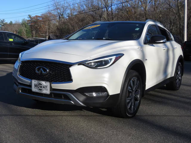 2018 Infiniti QX30 Premium AWD photo