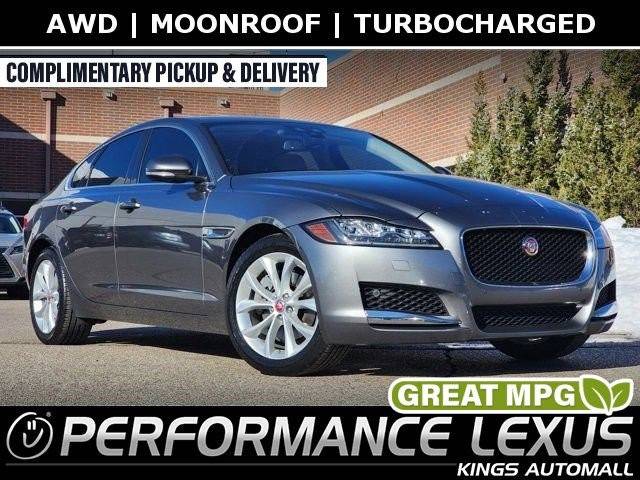 2018 Jaguar XF 25t Premium AWD photo