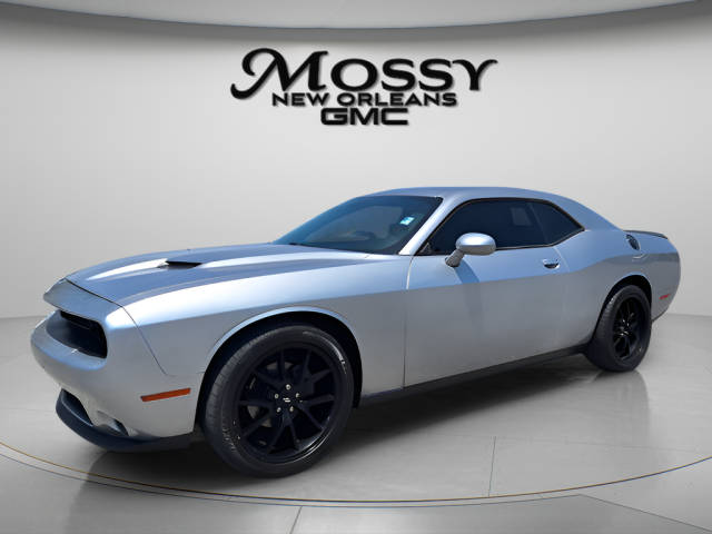 2018 Dodge Challenger SXT RWD photo