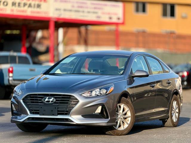 2018 Hyundai Sonata SE FWD photo