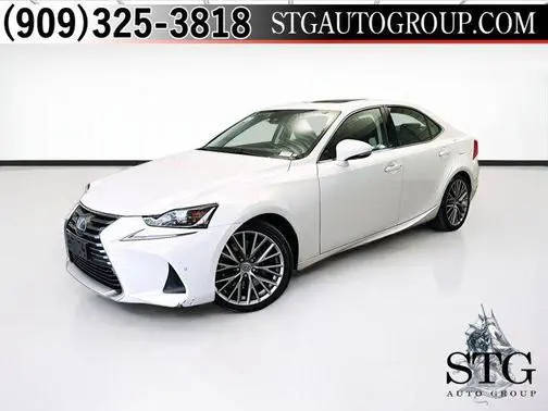 2018 Lexus IS IS 300 RWD photo