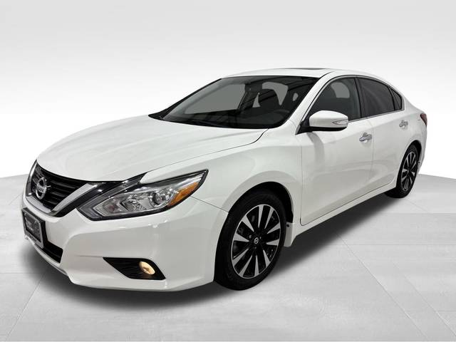2018 Nissan Altima 2.5 SV FWD photo