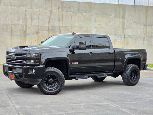 2018 Chevrolet Silverado 2500HD LTZ 4WD photo