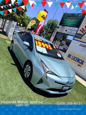 2018 Toyota Prius Two FWD photo