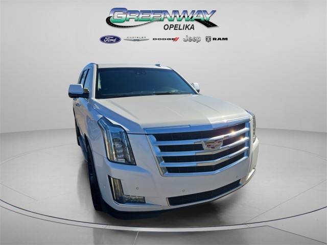 2018 Cadillac Escalade Luxury RWD photo
