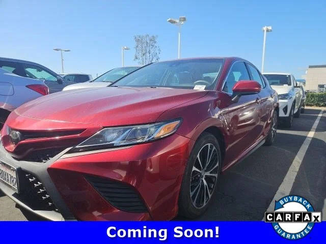 2018 Toyota Camry SE FWD photo