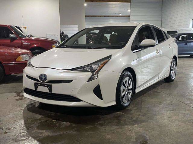 2018 Toyota Prius Two FWD photo