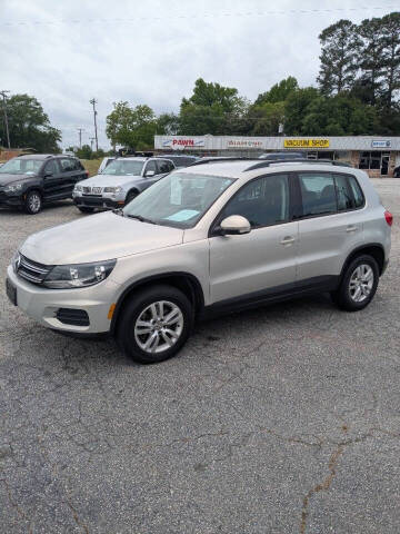 2015 Volkswagen Tiguan S FWD photo