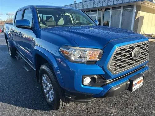 2018 Toyota Tacoma SR5 4WD photo