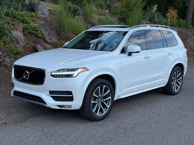 2018 Volvo XC90 Momentum AWD photo