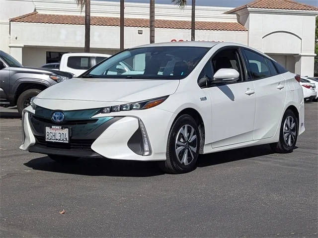 2018 Toyota Prius Prime Plus FWD photo