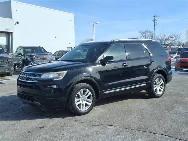 2018 Ford Explorer XLT 4WD photo