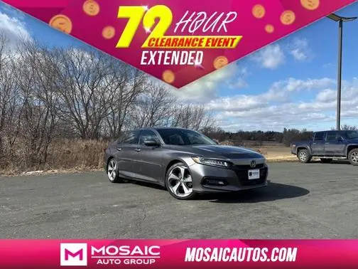 2018 Honda Accord Touring 1.5T FWD photo