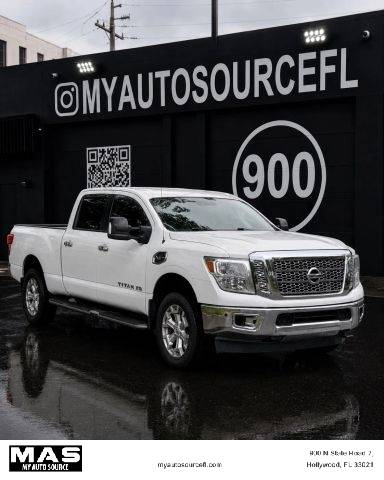 2018 Nissan Titan XD SV 4WD photo