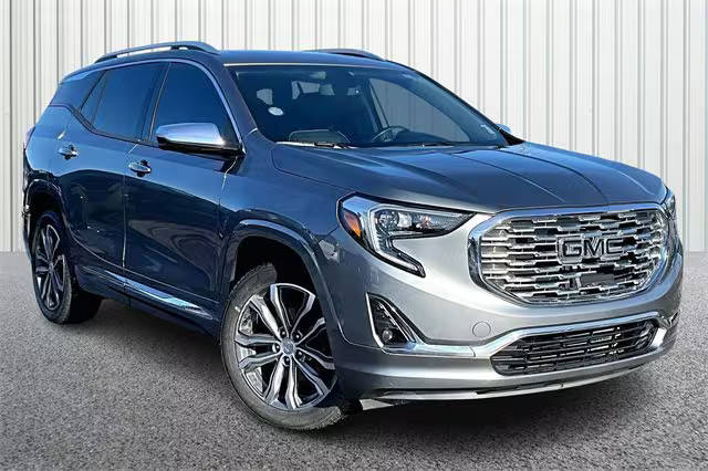 2018 GMC Terrain Denali FWD photo