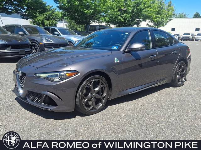 2018 Alfa Romeo Giulia RWD photo