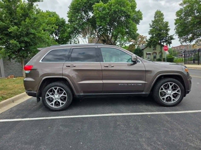 2018 Jeep Grand Cherokee Sterling Edition 4WD photo