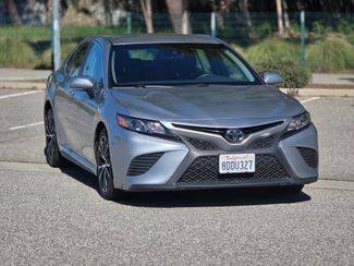 2018 Toyota Camry SE FWD photo