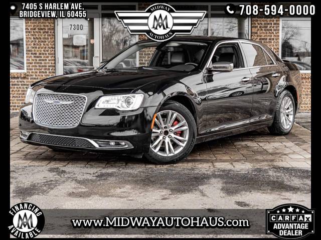 2017 Chrysler 300 300C RWD photo