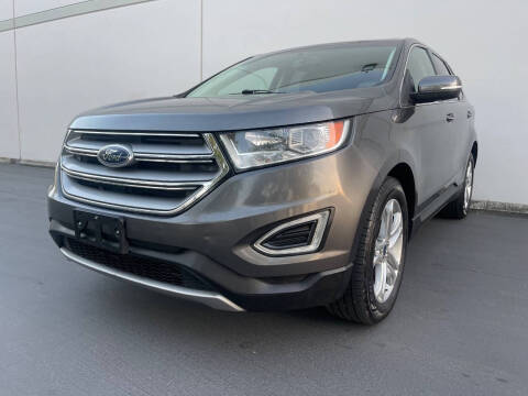 2017 Ford Edge Titanium FWD photo
