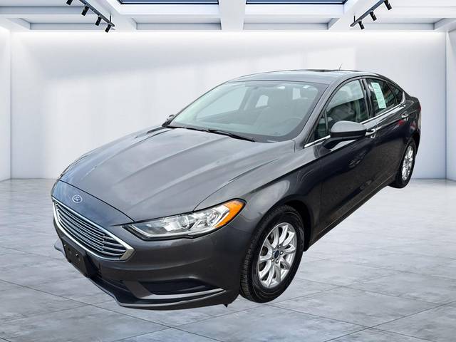 2018 Ford Fusion S FWD photo