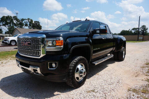 2018 GMC Sierra 3500HD Denali 4WD photo