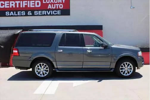 2017 Ford Expedition EL Limited RWD photo