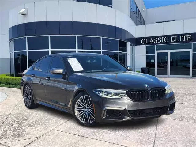 2018 BMW 5 Series M550i xDrive AWD photo