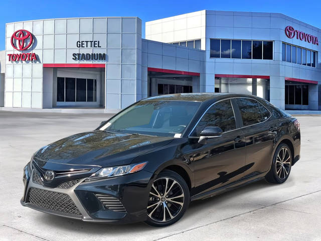 2018 Toyota Camry SE FWD photo