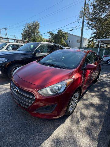 2017 Hyundai Elantra GT FWD photo