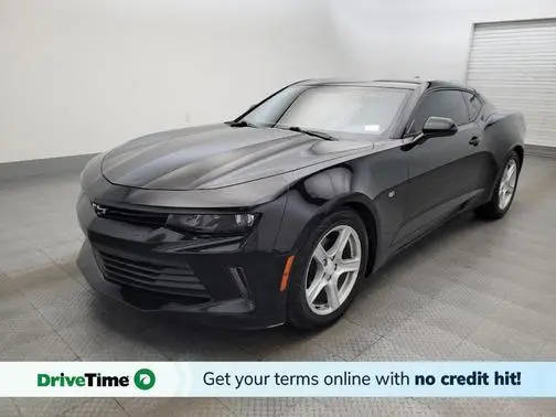 2017 Chevrolet Camaro 1LT RWD photo