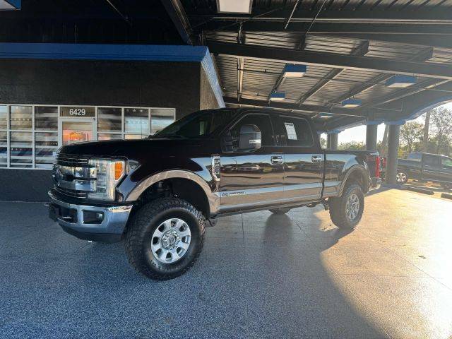 2018 Ford F-250 Super Duty LARIAT 4WD photo