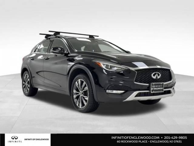 2018 Infiniti QX30 Premium AWD photo