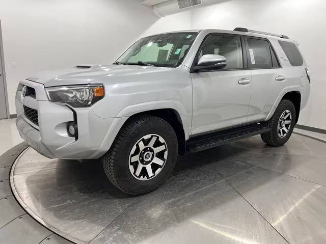 2018 Toyota 4Runner TRD Off Road Premium 4WD photo