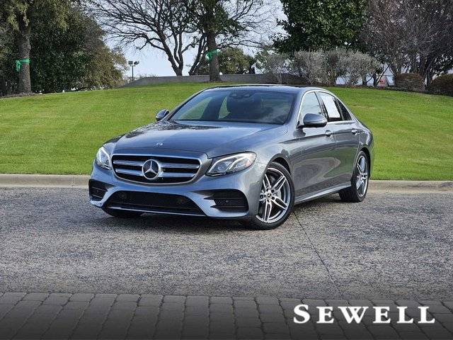 2018 Mercedes-Benz E-Class E 300 RWD photo