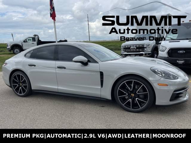 2018 Porsche Panamera 4S AWD photo