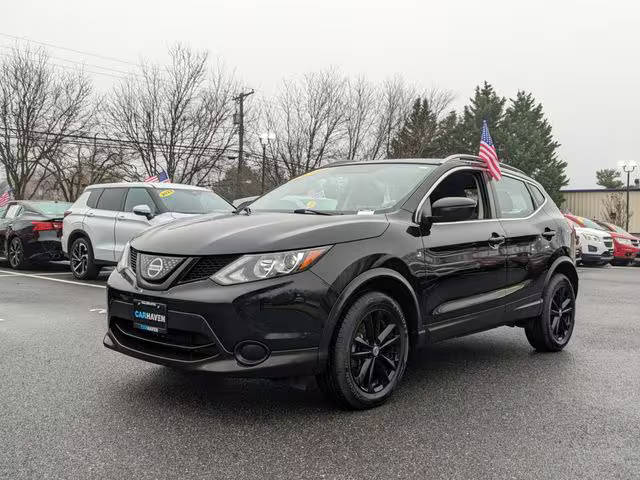 2018 Nissan Rogue Sport SV AWD photo