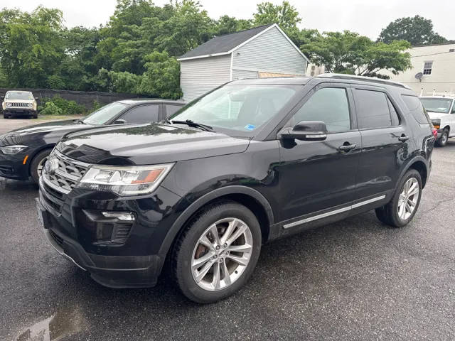 2018 Ford Explorer XLT 4WD photo